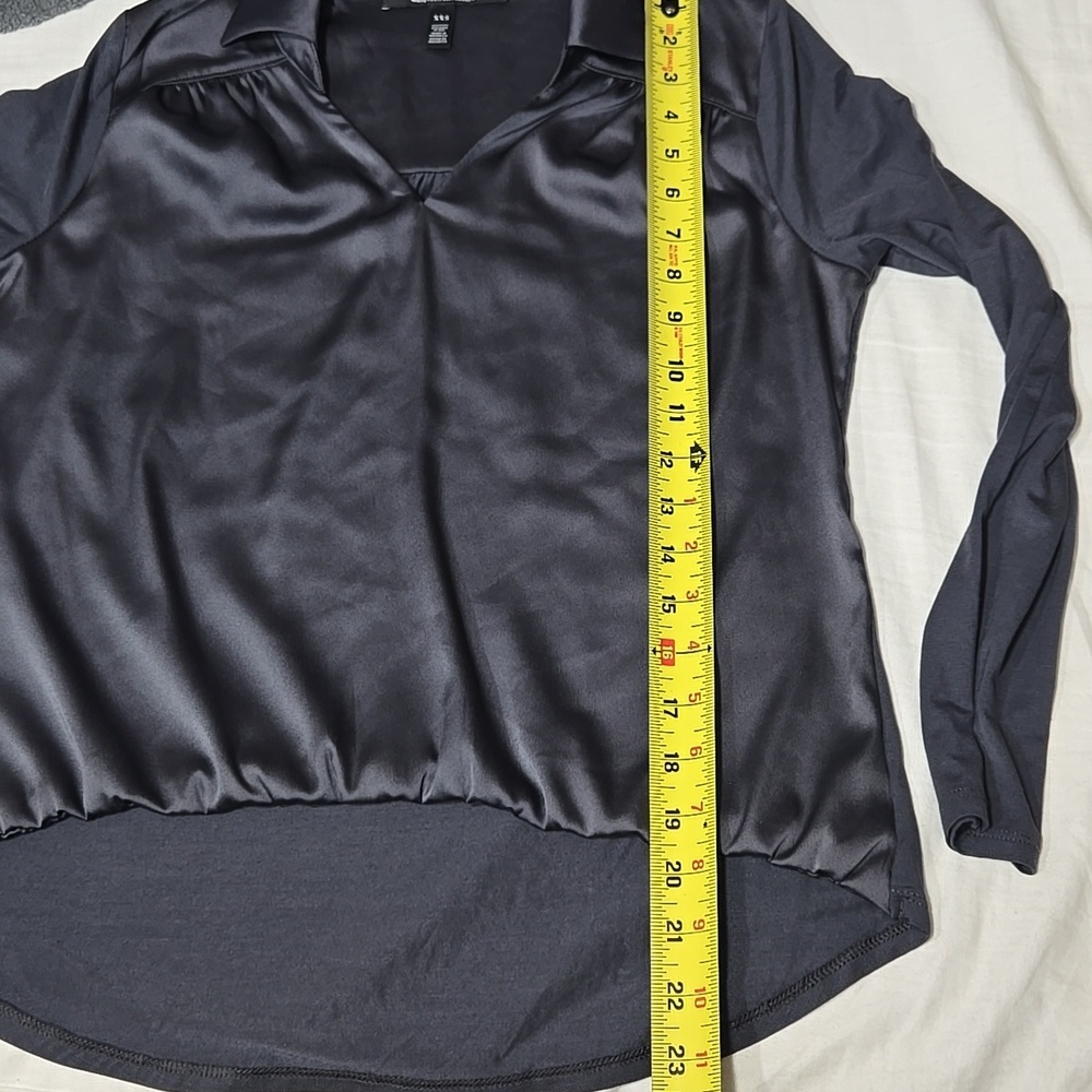 White House Black Market Gray Mixed Material Collar Blouse Sz XXS - Picture 12 of 12